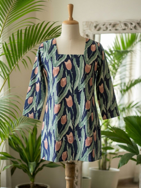 Natkhat Rama Printed Cotton Short Kurti