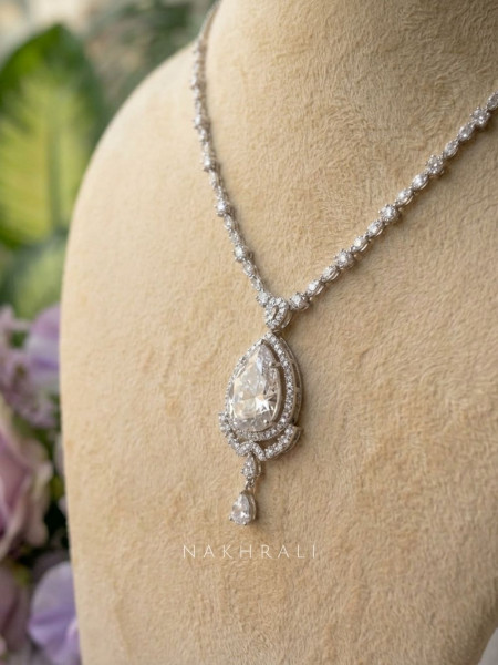 Teardrop Silver Necklace Set