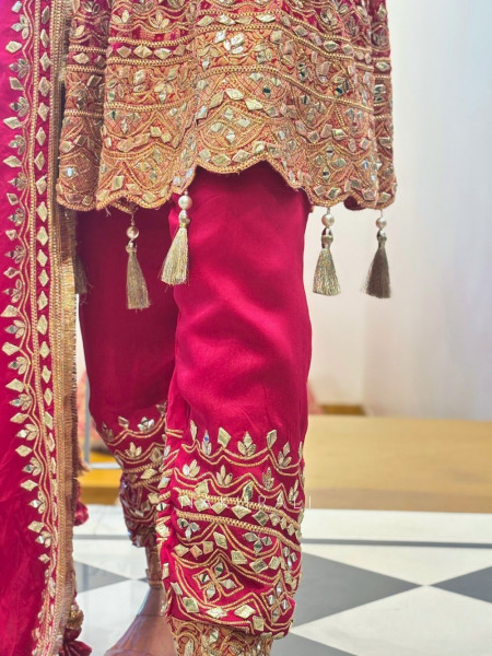 Aarvi Magenta Suit Set with Mirror and Gota Patti Work