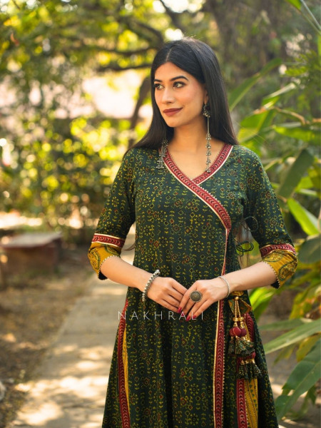 Umrao Green Angrakha Cotton Kurta Pant Set
