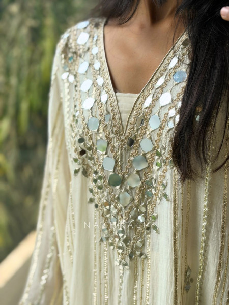 Kivra Cream Pant Kurta Set with Mirror and Thread Work