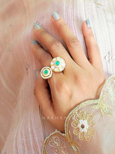 Emerald Glow Dual Kundan Ring