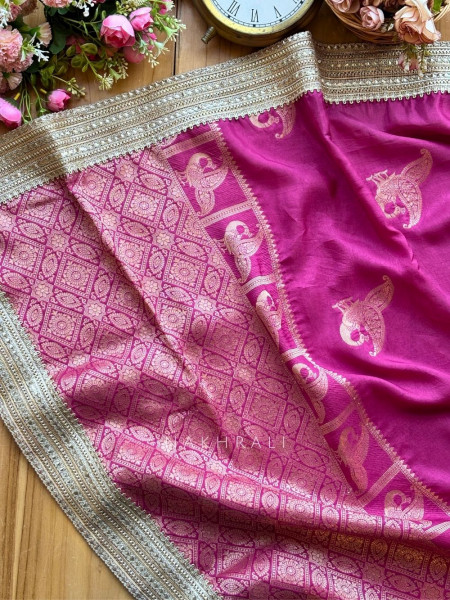 Tavira Purple Saree with Broad Border and Unstitched Blouse Piece