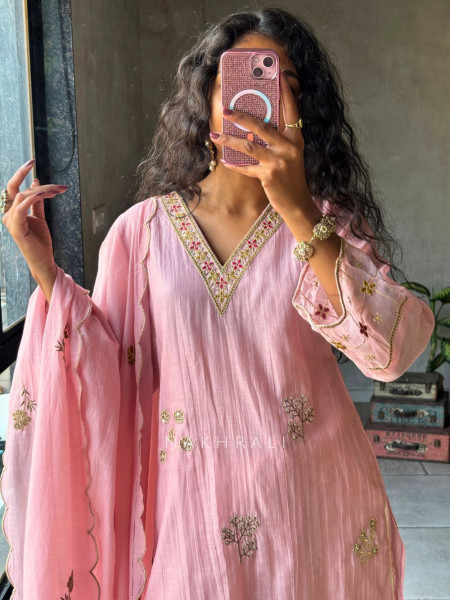 Mrinala Pink Suit Set with Floral Embroidery