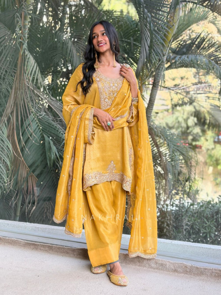 Zehra Yellow Embroidered Suit Set with Sequin and Cut Dana Work