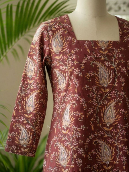 Natkhat Red Printed Cotton Short Kurti