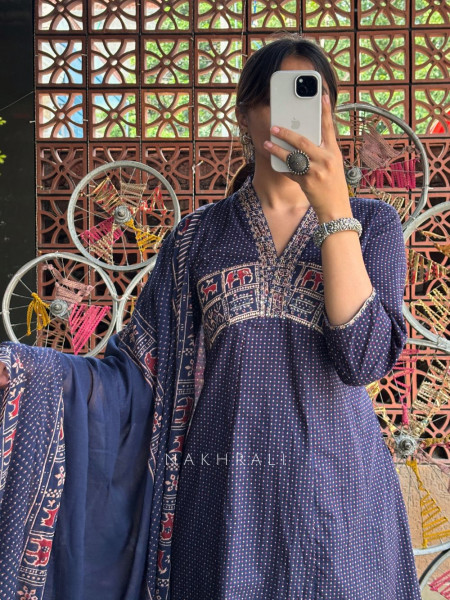 Noor Bel Navy Blue Printed Kurta Pant Dupatta Set