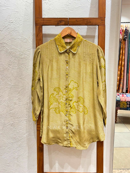 Nirvi Green Floral Printed Shirt
