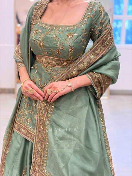 Sage-e-Zardozi Green Lehenga