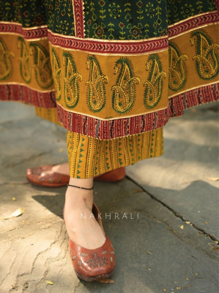 Umrao Green Angrakha Cotton Kurta