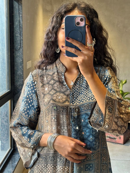 Navaro Brown Kurta Pant Set with Sequin Work