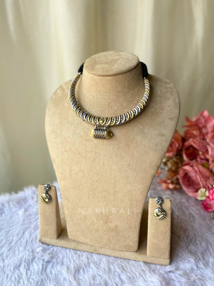 Image of Hasli Dual-Tone Choker Necklace Set