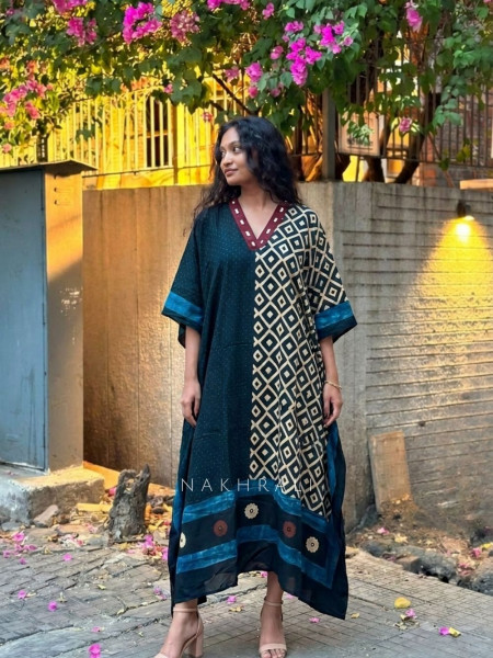Bohemian Trail Black Printed Kaftan Dress