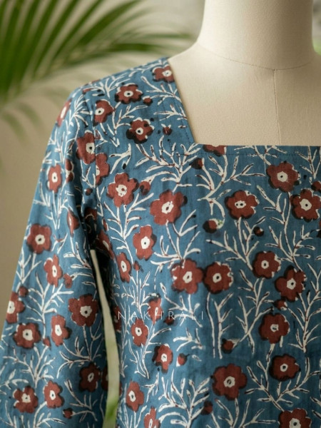 Natkhat Blue Printed Cotton Short Kurti
