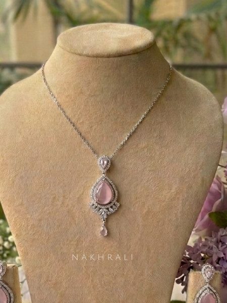 Teardrop Pink Necklace Set