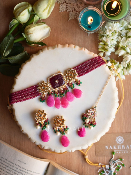 Vairi Magenta Kundan Beaded Choker Set