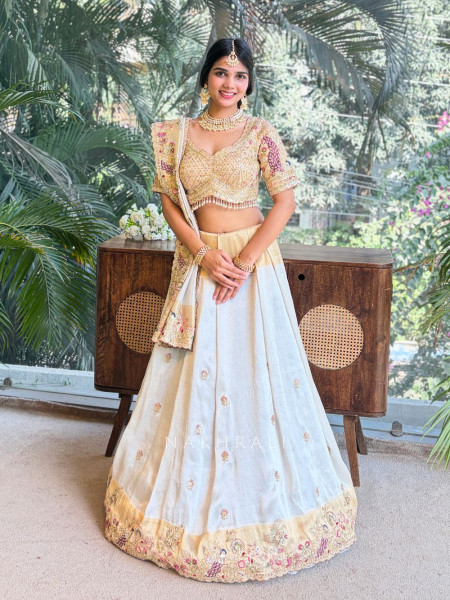 Aarini Golden Silk Saree with Embroidered Readymade Blouse