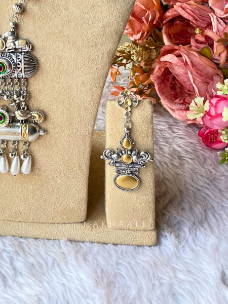 Nargis Antique Silver Necklace Set