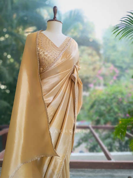 Breeze Elara Saree With Readymade Blouse