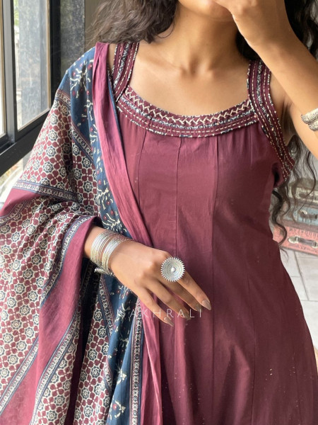 Miraya Wine Cotton Suit Set with Printed Border Detail