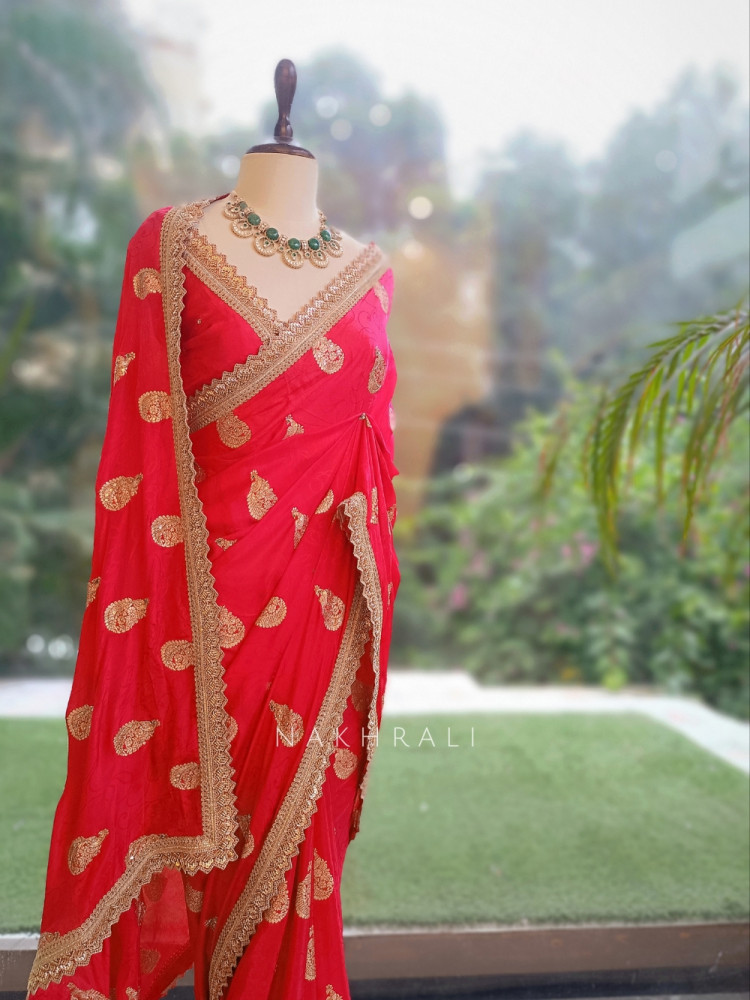 Image of The Floaty Pallu Red Georgette Saree