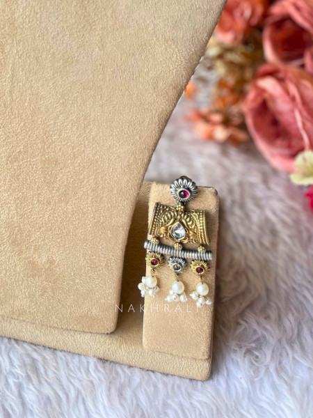 Trajva Heritage Pearl Drop Necklace Set