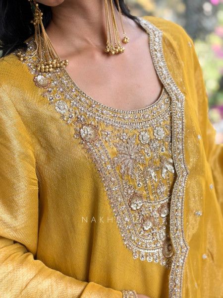 Zehra Yellow Embroidered Suit Set with Sequin and Cut Dana Work