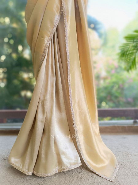 Breeze Elara Saree With Readymade Blouse