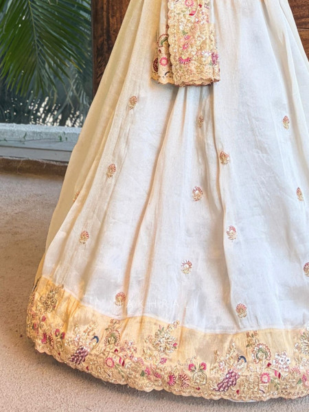 Aarini Golden Silk Saree with Embroidered Readymade Blouse