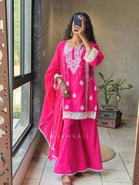Meher Magenta Cotton Blend Chikankari Kurta Set with Lace Detail