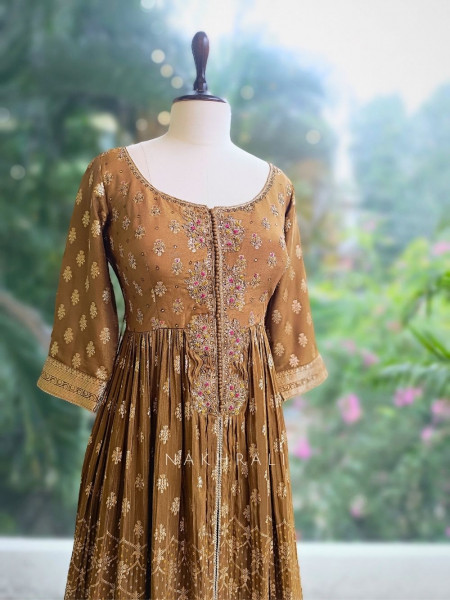 Aabroo Mehendi Green Suit Set with Zari And Sequin Work