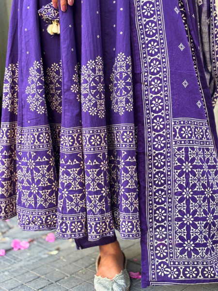 Neelohit Purple Cotton Anarkali Printed  Suit Set with
