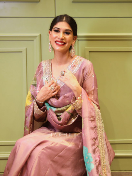 Alfaaz Pink Onion Anarkali Set