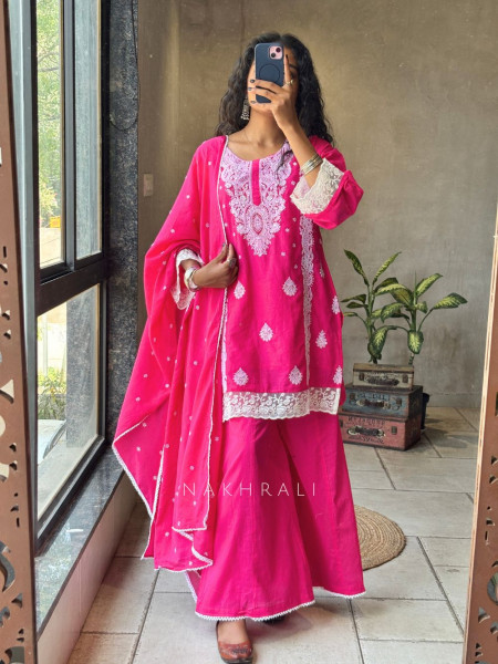 Meher Magenta Cotton Blend Chikankari Kurta Set with Lace Detail