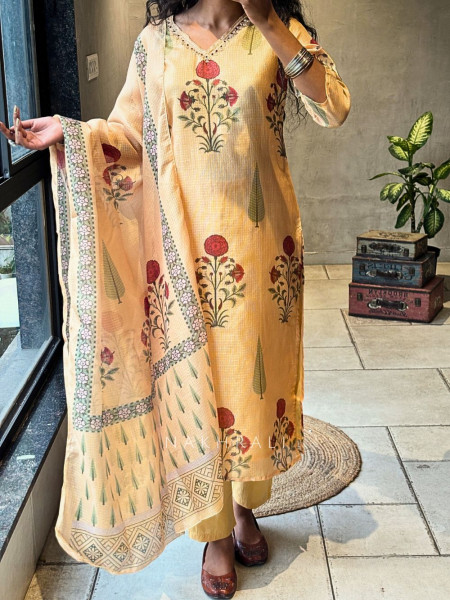 Saanjh Yellow Kota Doria Suit Set with Floral Print