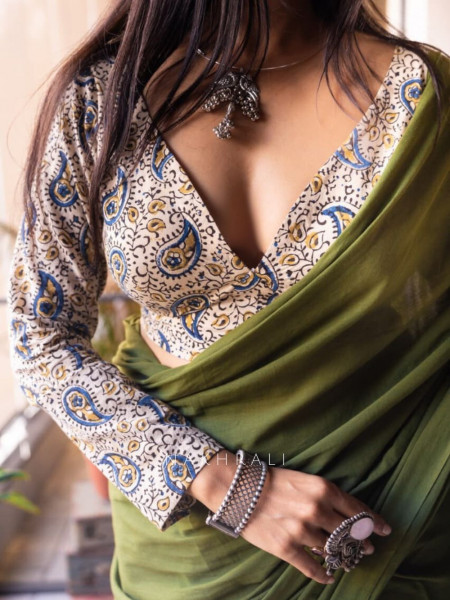 Gajgamini White Cotton Printed Blouse Collection