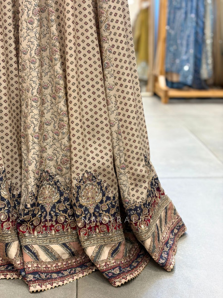 Noor-e-Shaba Beige Gharara Set with Embroidery