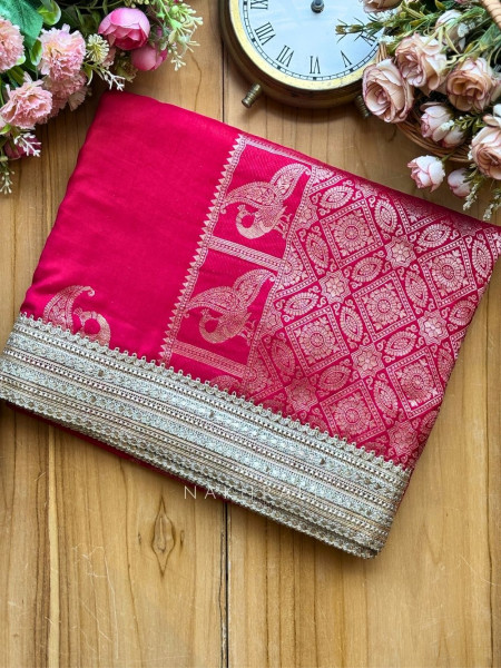 Tavira Magenta Saree with Broad Border and Unstitched Blouse Piece