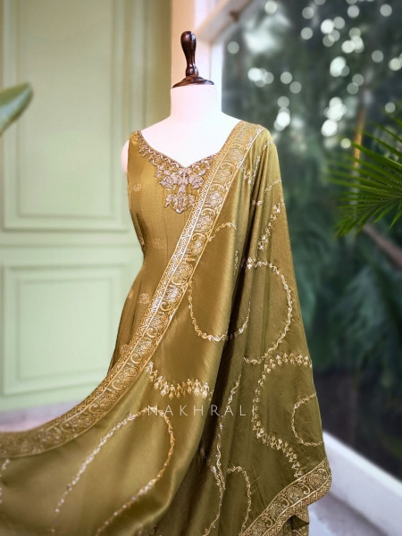 Tavisha Green Banarasi Weave Anarkali