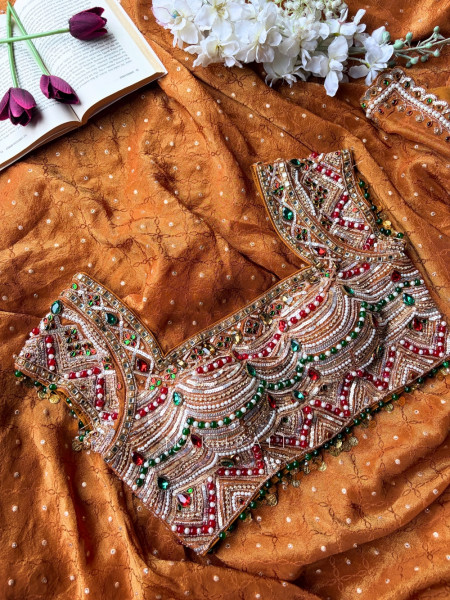 Kundankaari Brown Crushed Chinon Saree