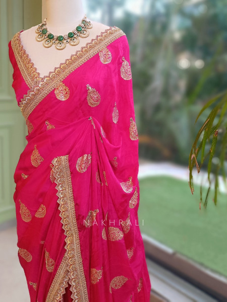 The Floaty Pallu Magenta Georgette Saree