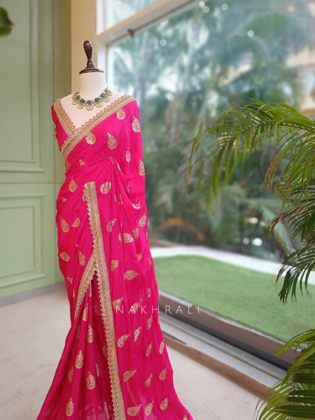 The Floaty Pallu Magenta Georgette Saree