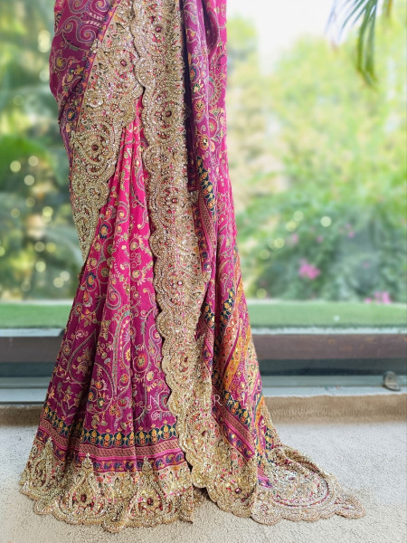 Sitara-e-Dusk Magenta Apple-Cut Black Blouse Saree Set