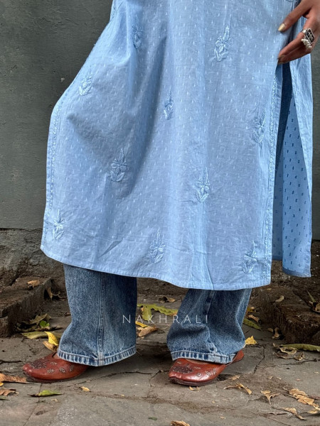 Sunbreeze Blue Cotton Chikankari Sleeveless Kurti with Embroidery