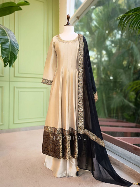 Zyra Black Anarkali Set with Embroidery Detailing