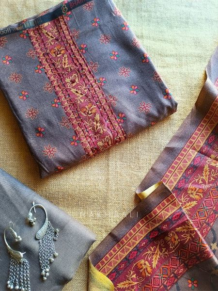 Winter Weaves Grey Woolen Suit Set