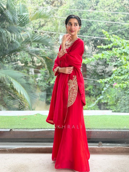 Noor-e-Kanti  Red Chanderi Silk Suit Set