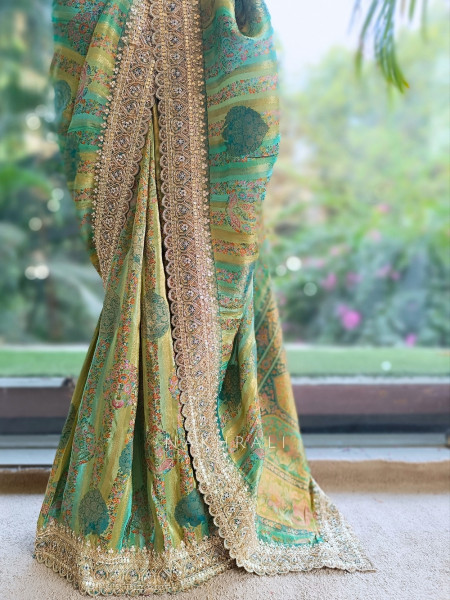Resham Kyari Green Crepe Silk Printed Saree