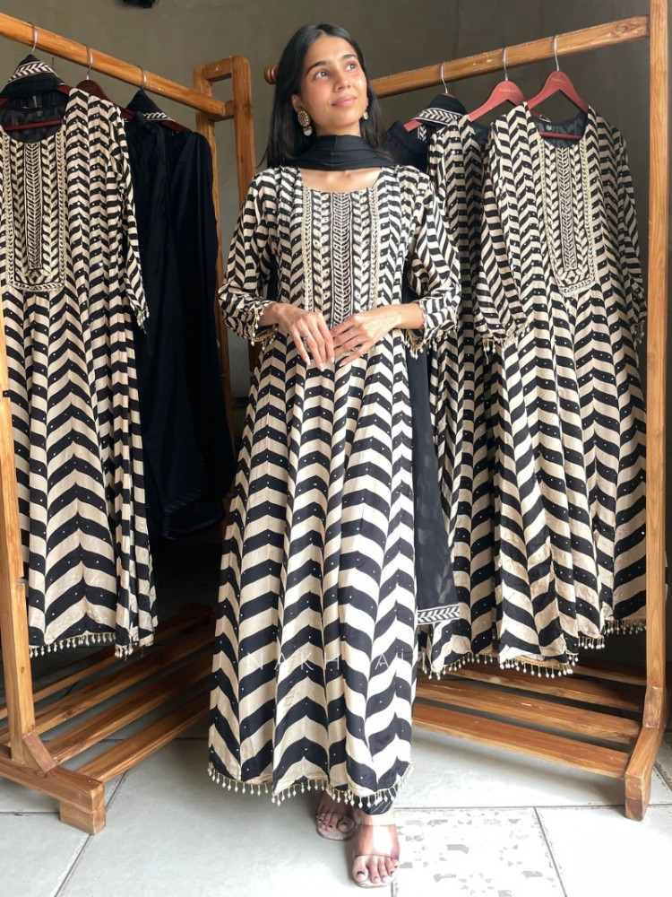 Image of Monterelle Black &amp; White Mulmul Cotton Anarkali Suit Set