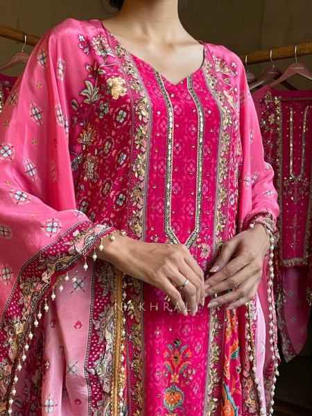 Zafran Blossom Magenta Fusion Tunic Kaftan Set